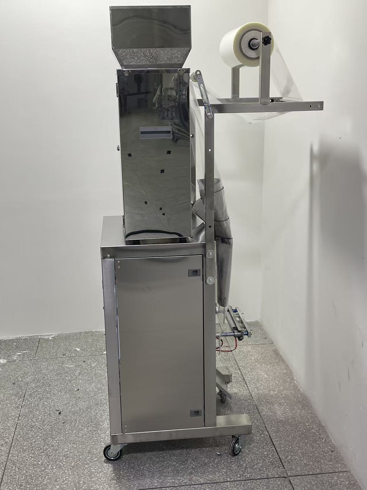 Troubleshooting Common Vertical Form Fill Seal Machine Issues for Wholesale Buyers