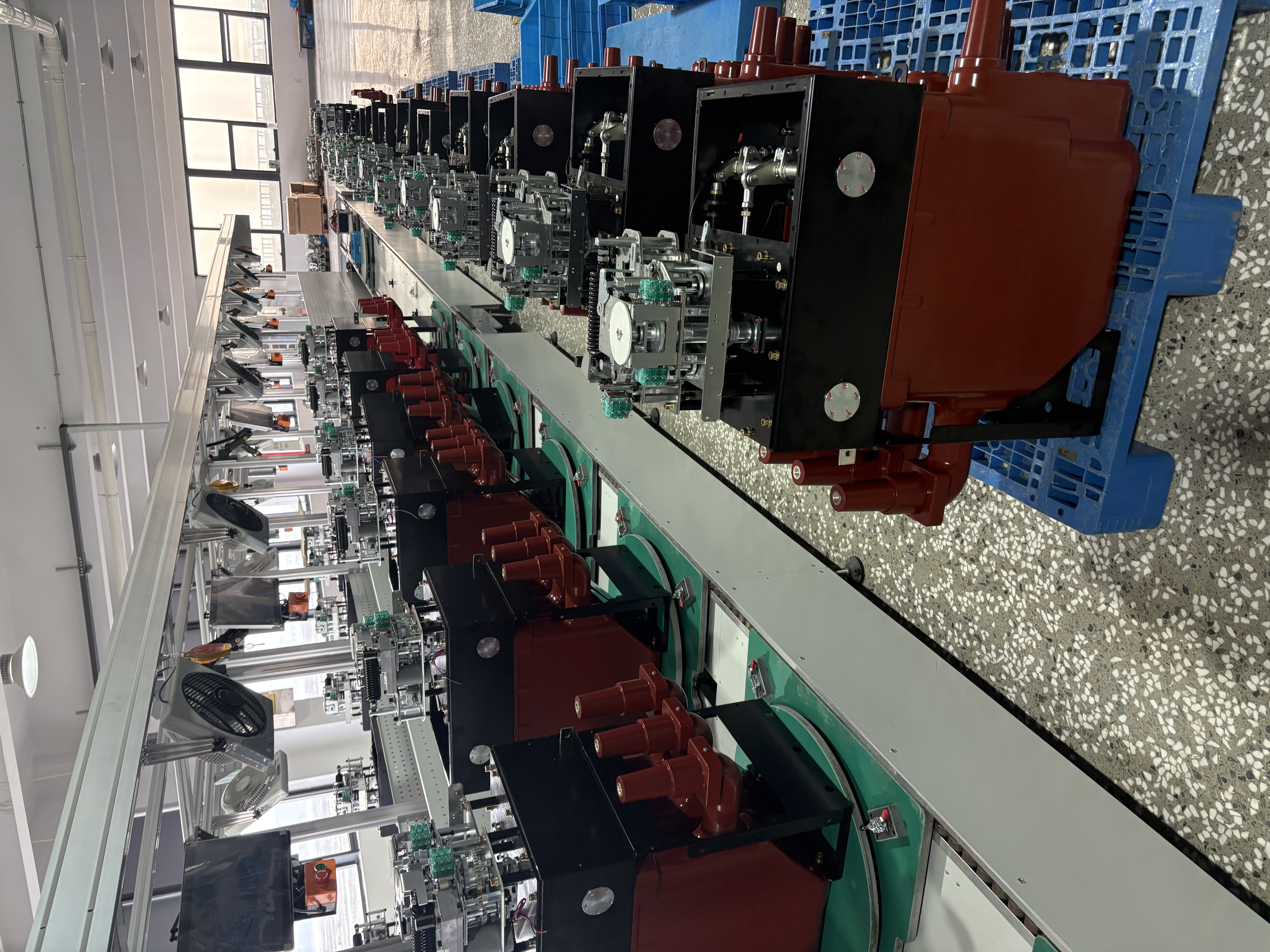 Seamless Multi-Source Power Integration