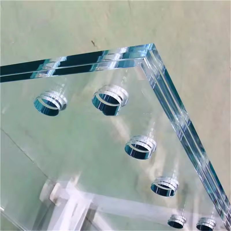 Reflect Your Personal Style with Unique Decorative Mirrors