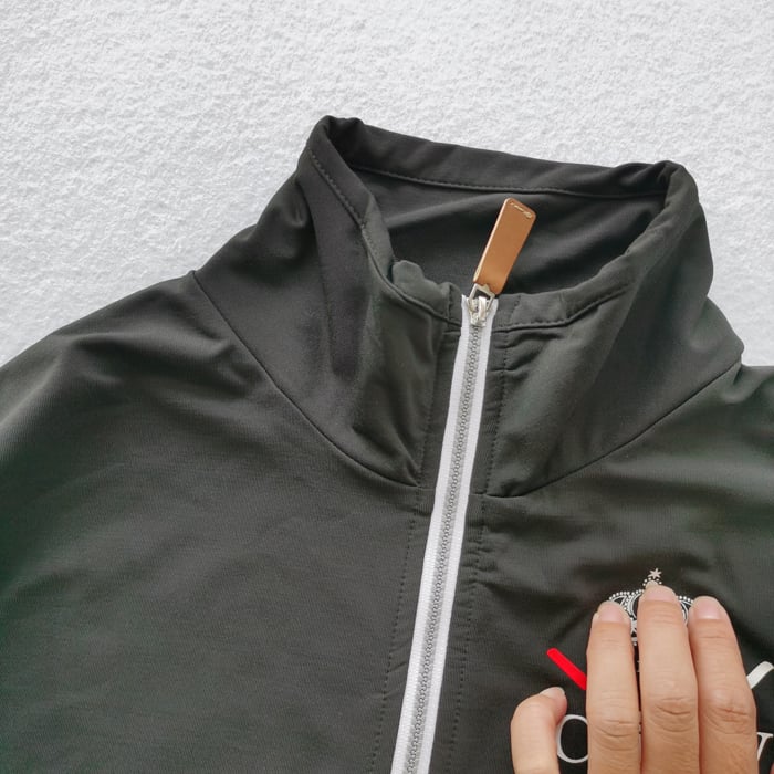 Warum individuelle Kapuzensweatshirts eine Top-Wahl für Team-Merchandise sind