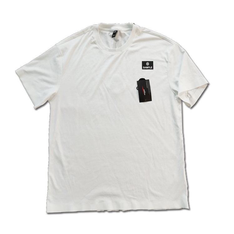 Welche gängigen Stoffarten werden bei nahtlosen T-Shirts im Großhandel verwendet?