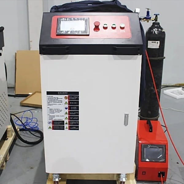 ## O Papel das Máquinas de Soldagem a Laser de Fibra na Manufatura de Alta Precisão
