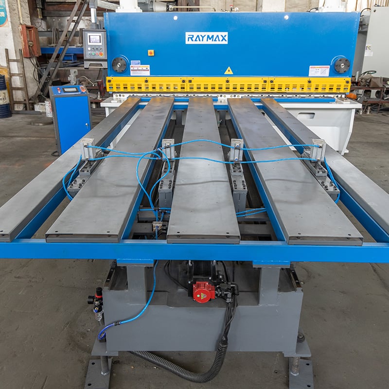 Guillotine Shearing Machine na may Semi-Automatic Feeding System
