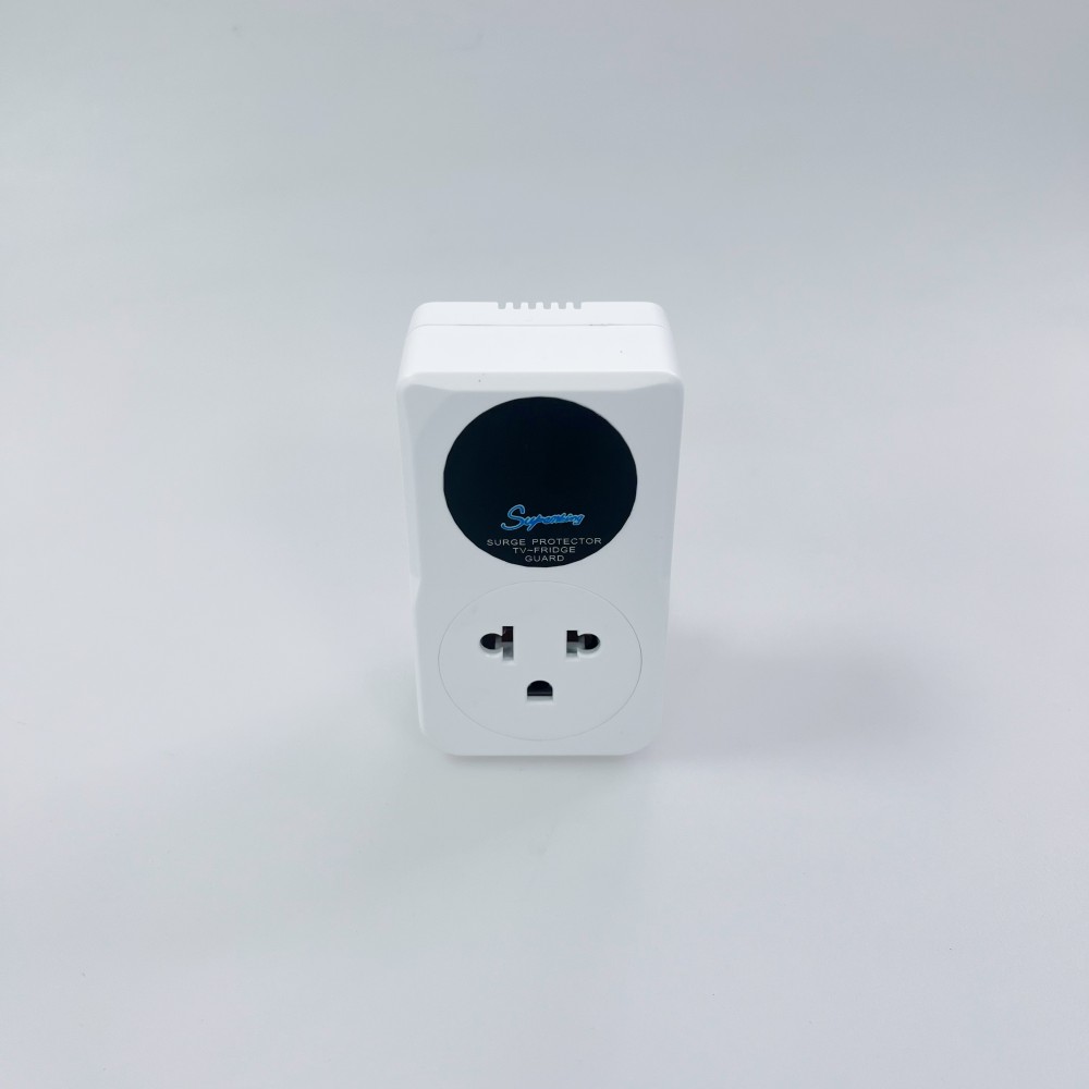Automatic Voltage Protector with Adjustable Over and Under Voltage for American Plugs  220V