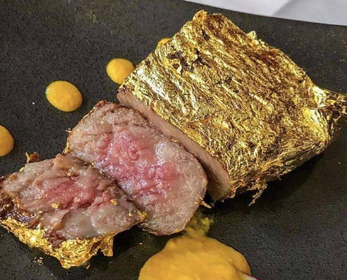 ارفعوا تجربتكم culinaria مع رقائق الذهب الصالحة للأكل