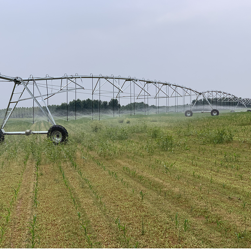 How Center Pivot Sprinkler Systems Enhance Agriculture