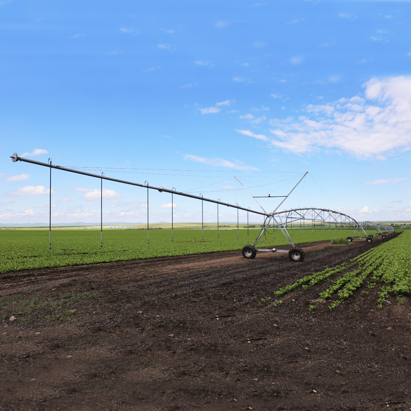 Increasing Crop Yield with Pivot Irrigation Technology