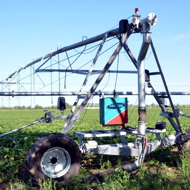 Movable center pivot irrigation