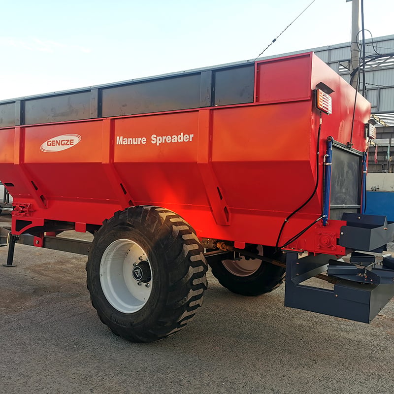 Dry Manure vs. Liquid Manure: Which Spreader is Better for Your Soil 