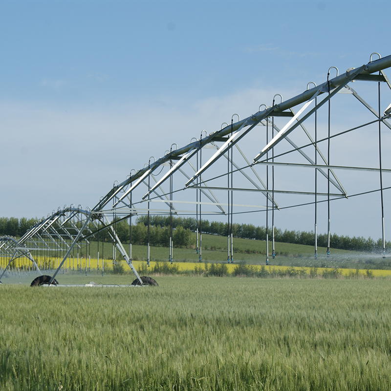 The benefits of using irrigation pivots in agriculture