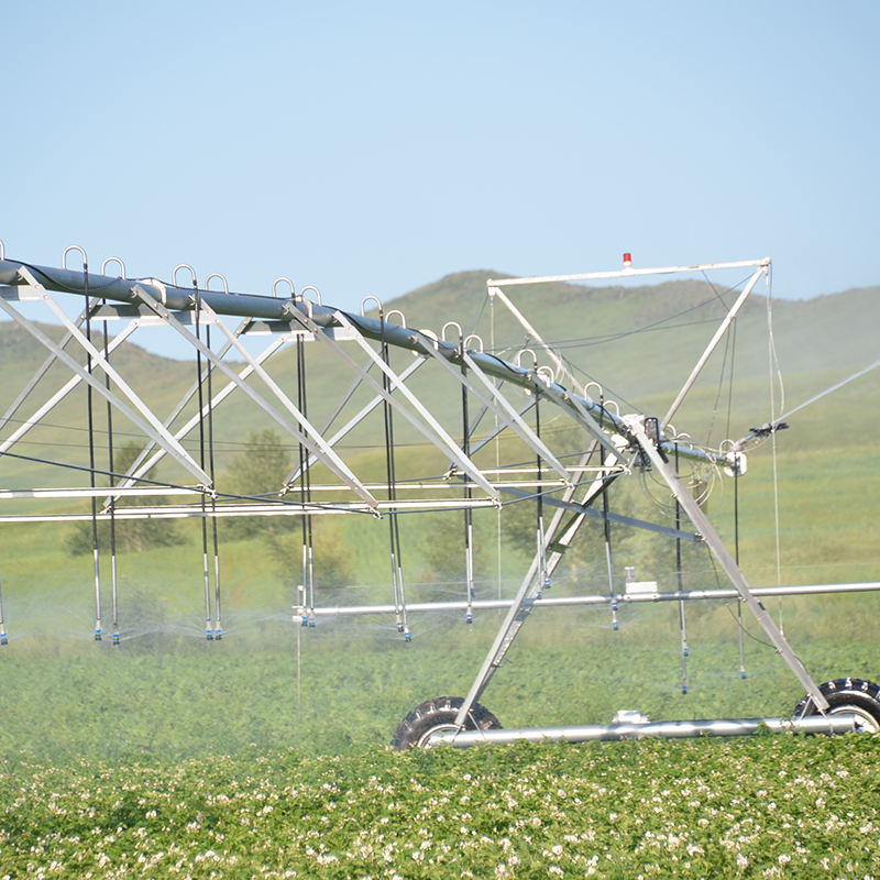 Increasing efficiency and reducing costs with solar pivot irrigation systems.