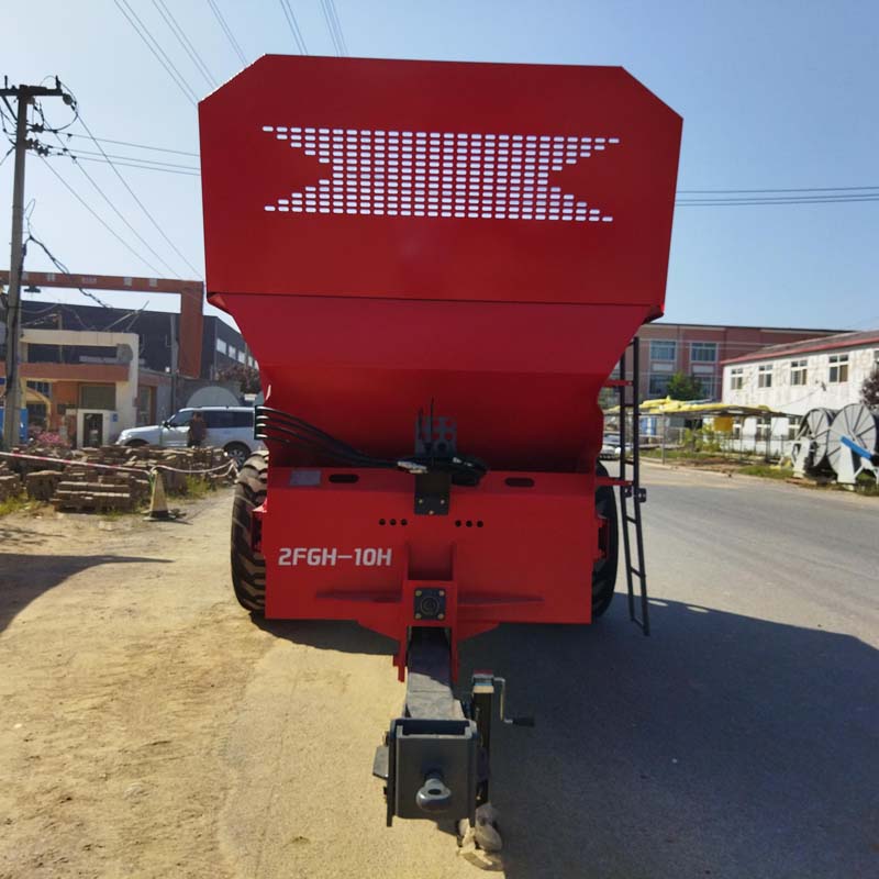 Easily cover large areas with a tractor compost spreader for faster and more effective soil enrichment.