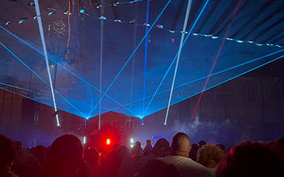 kundetilbakemeldingsbilde for 15 W RGB-laserlys, hyggelig å høre at kunden gjorde en flott show