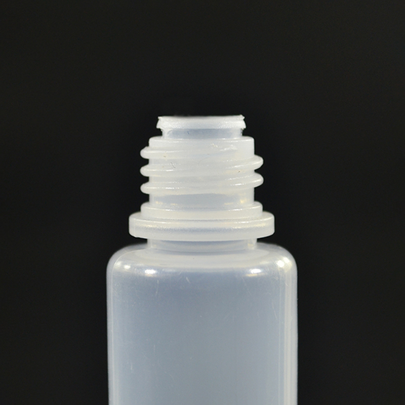 What Makes Food Grade HDPE Bottles Suitable for Liquid Packaging