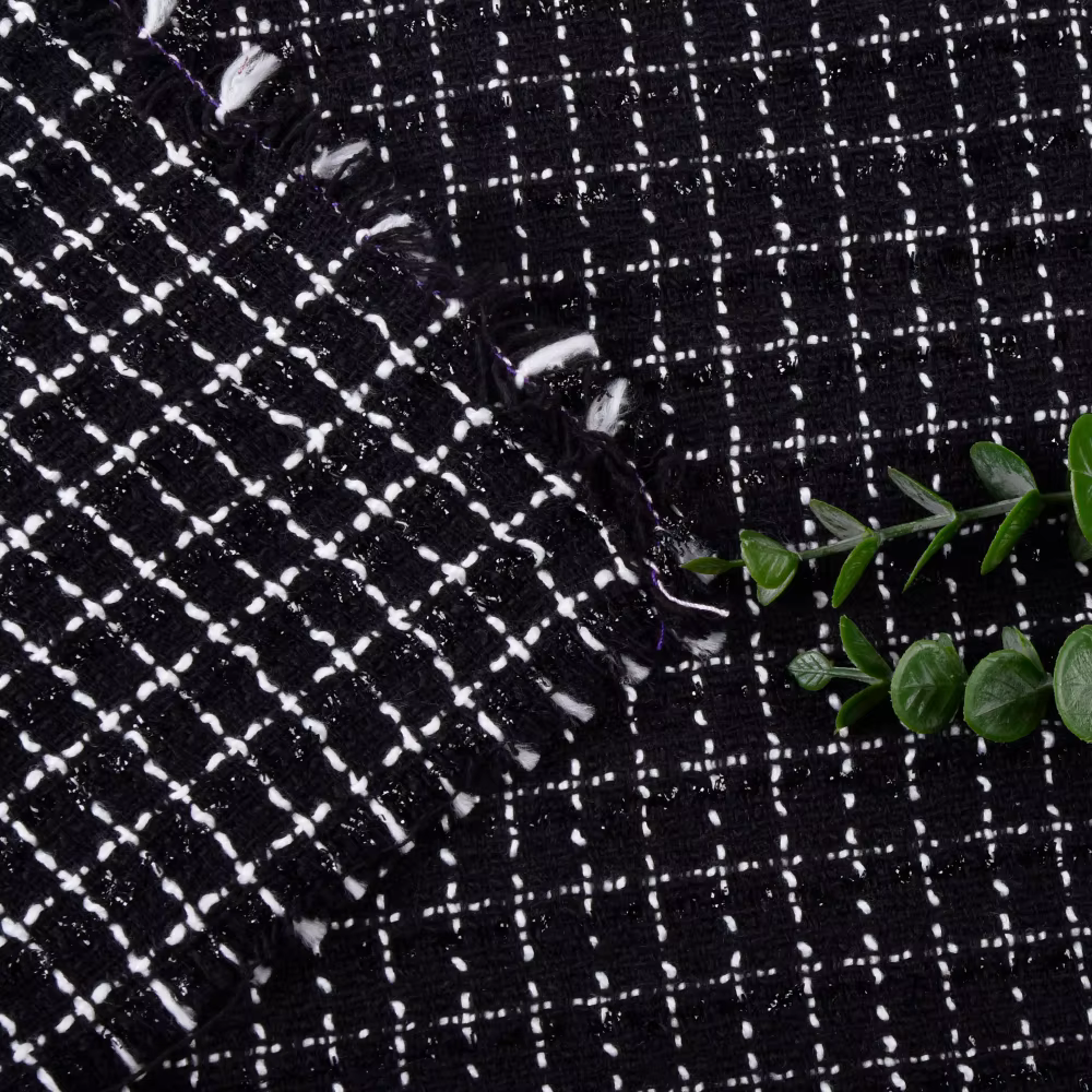 China Factory's Colorful Metallic 100% Polyester Stretchy Plaid Yarn Dyed Fabric for Shirts Dresses Woven Technique Plain Style supplier