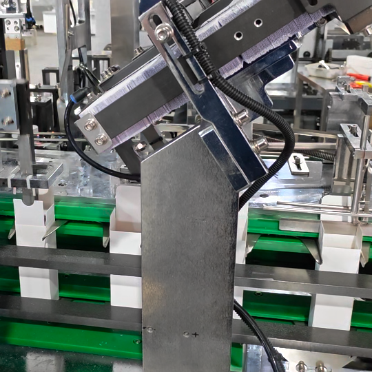 stz 80 automatic vertical type cartoning machine-10