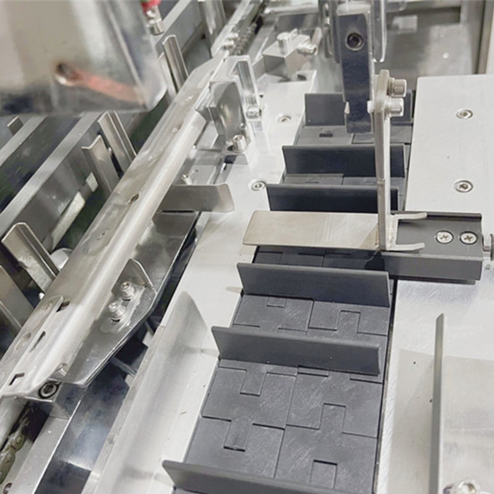 5、伺服推纸开侧耳  Servo Pusher with Side Lug Opening(0c8fd057ad).jpg