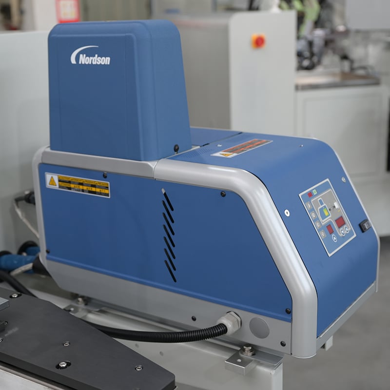 6、热熔胶机Hot melt adhesive machine.JPG
