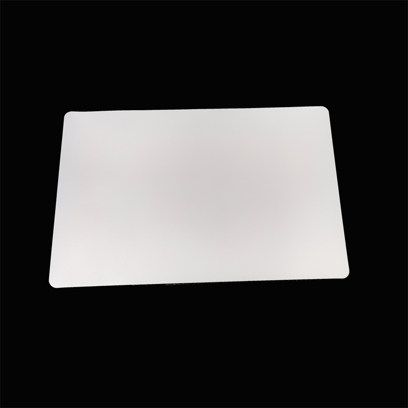 Matte Translucent PP Placemat, Heat Resistant Wipeable Reusable Plastic Table Mat