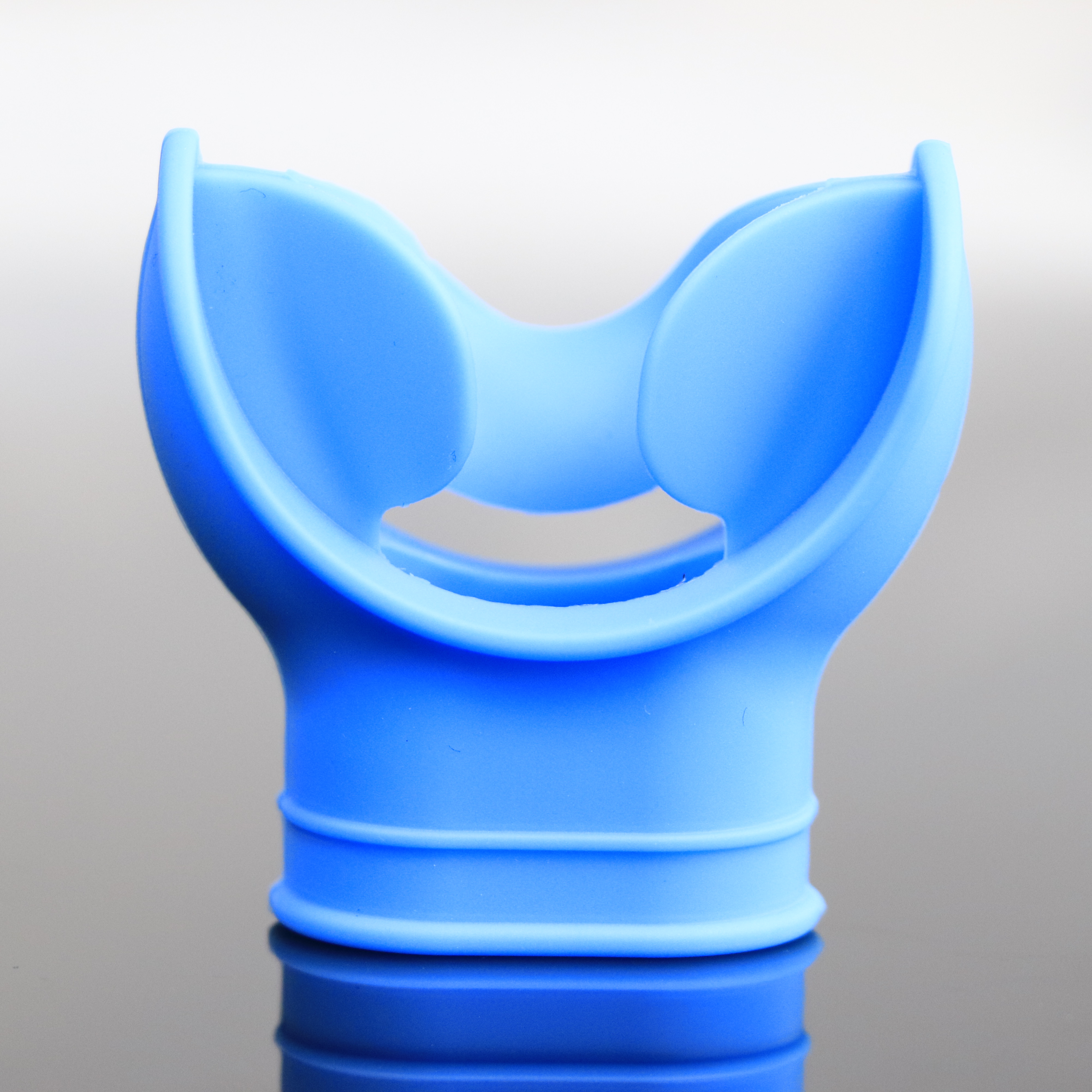 Factory Diving Mouthpiece Scuba Diving Snorkeling Octopus Silicone Regulator Mouthpiece manufacture