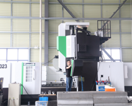 مركز تصنيع CNC بدقة--5 مجموعات