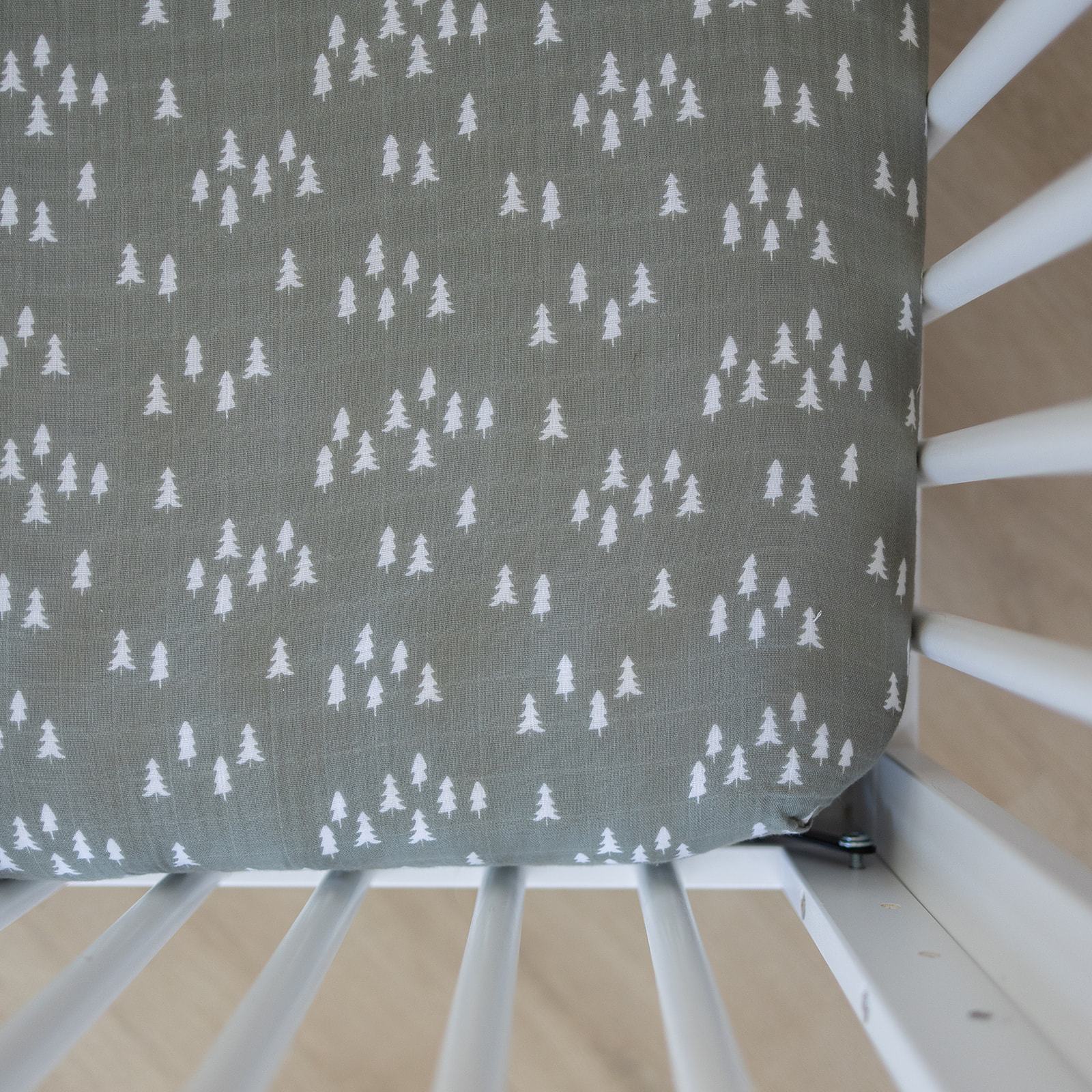 100% Organic Bamboo Sheet for Baby Boys or Girls Fits All Standard Crib Bed Soft Cooling Fitted Crib Sheet supplier