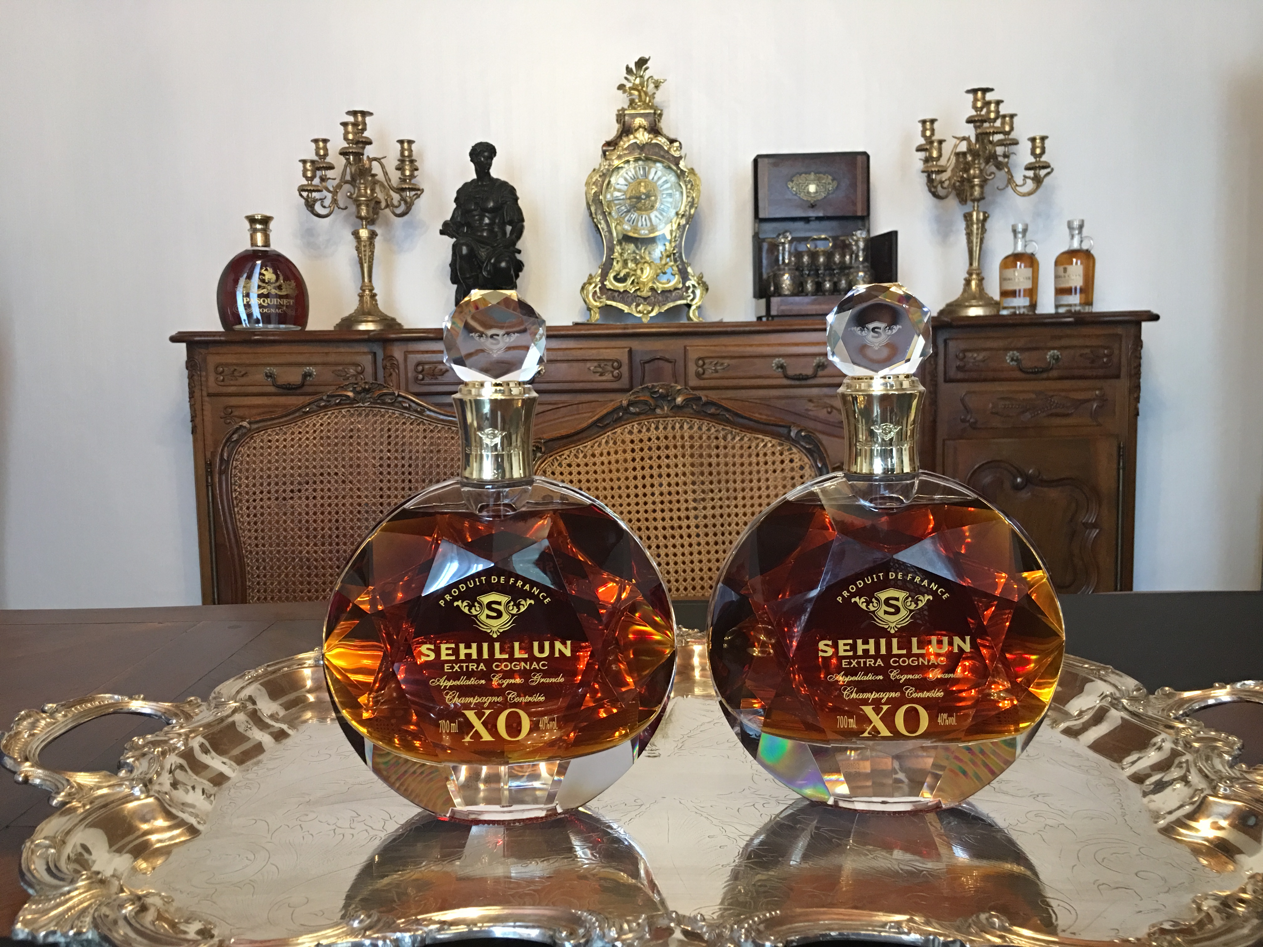 glass bottles spirit liquor bottle Tequila whiskey brandy vodka RUM JIN 700ml glass bottle supplier