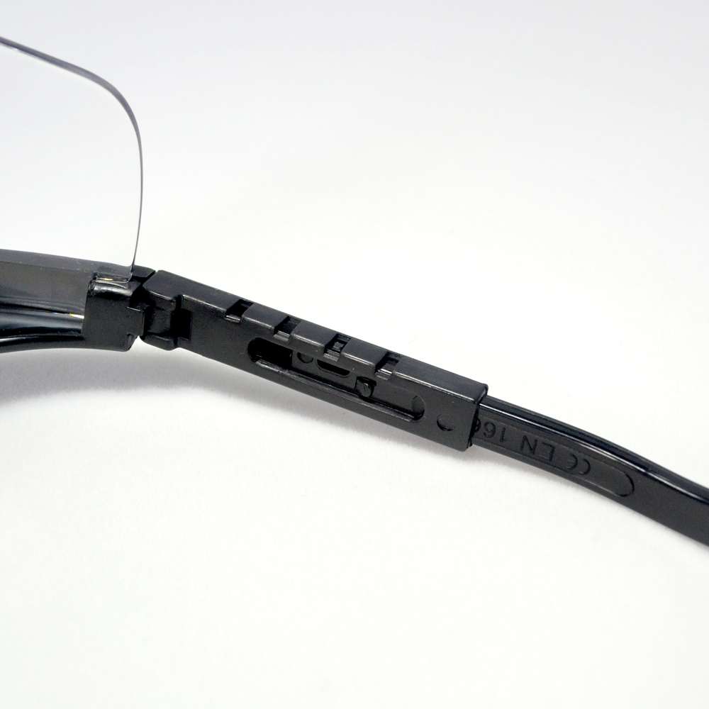 99.9% UV protection Comfortable fit Industrial protective anti-scratch goggles supplier