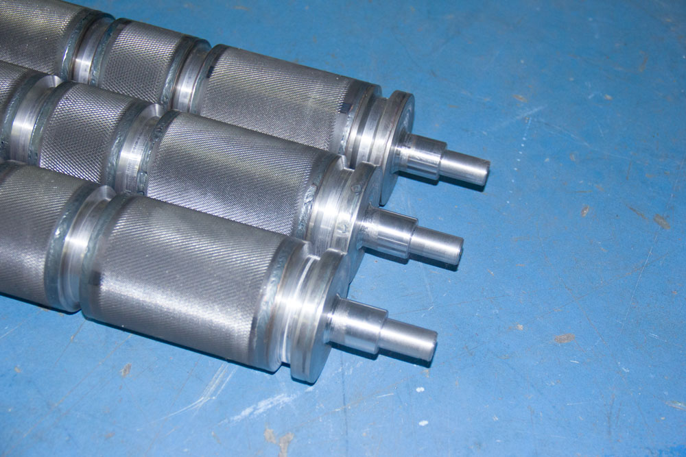 Hongrui Custom Grooved Power Roller friction roller factory