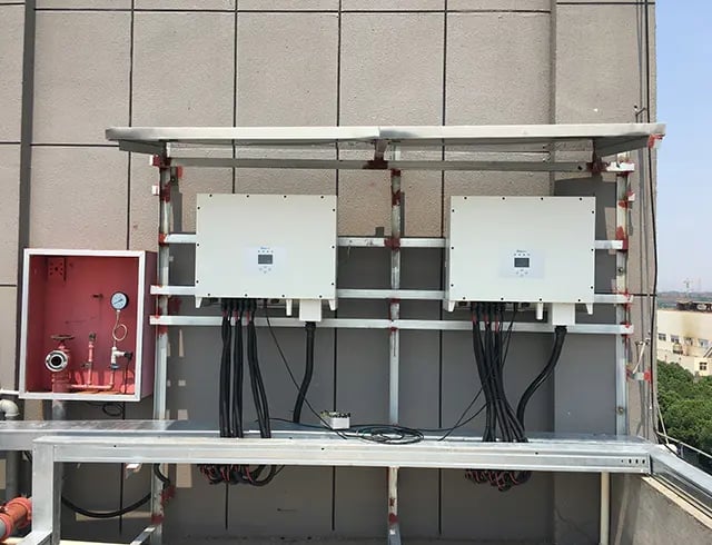 Deye On Grid Solar Inverters Three Phase String Inverter Low Voltage 50 Kw factory