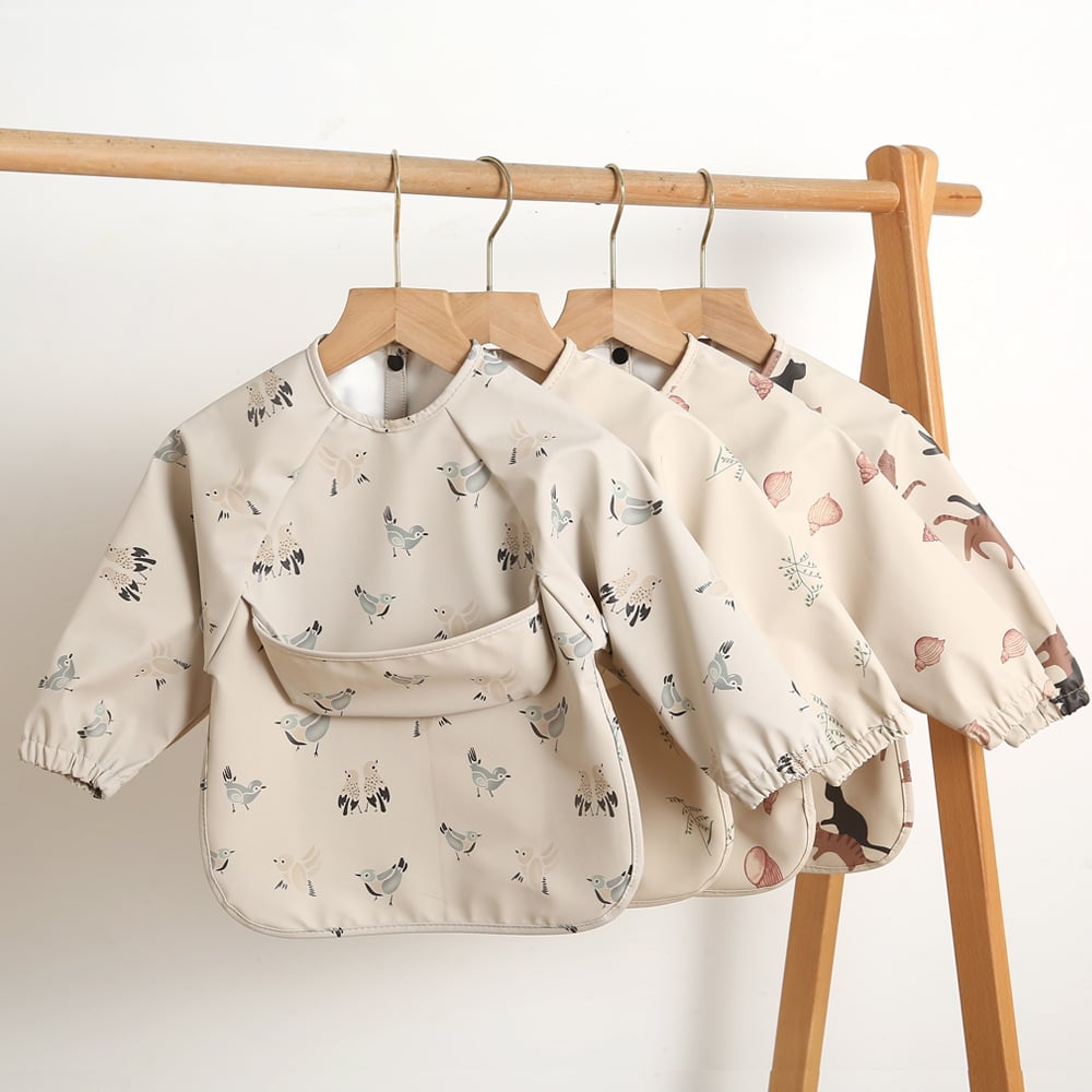 BSCI OEM Essentials Baby Gift Set for Newborn Baby /Gift Set with Baby Blanket Rattle bibs details
