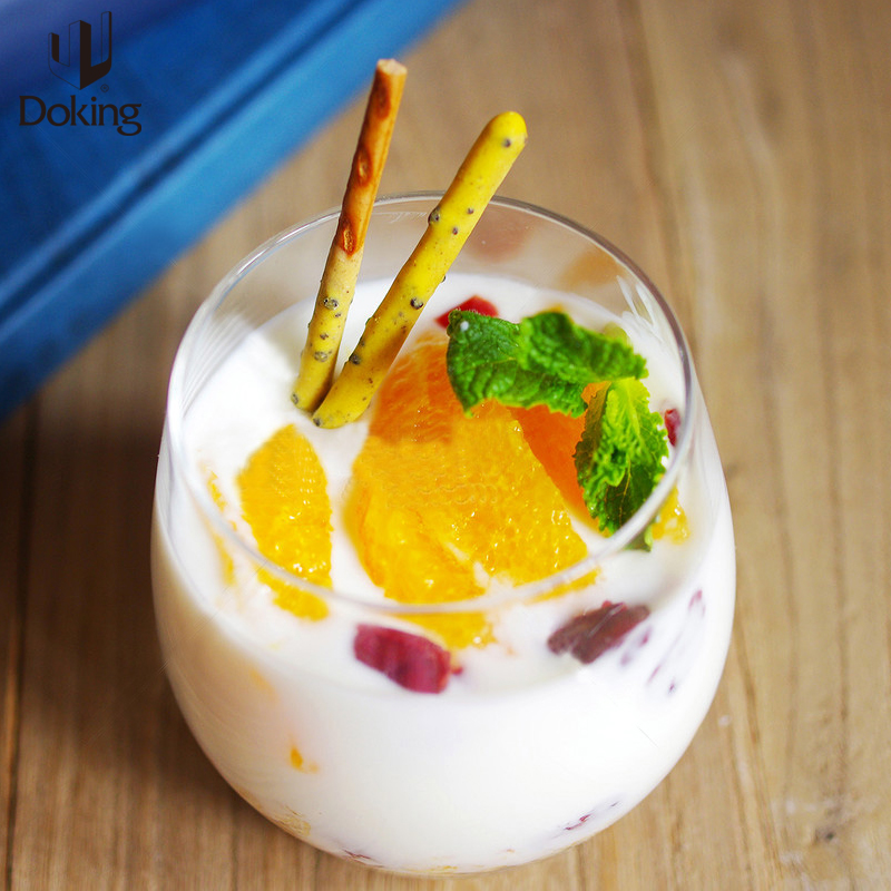 Satisfaceti Nevoia de Dulce cu Syrup de Yogurt Cupt