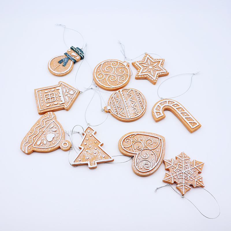 Home ornaments resin gingerbread Christmas tree hanging factory