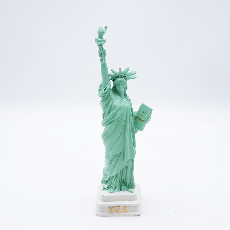 OEM custom crafts home decoration miniature peripheral souvenir statue resin cyan figure Statue of Liberty figurine factory
