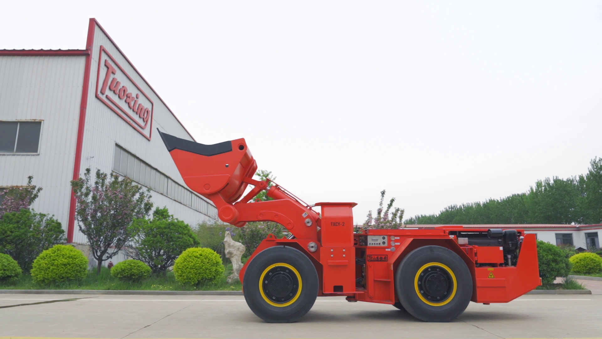 1.6CBM 2CBM 3CBM 3.5CBM TUOXING New Condition Underground Loader supplier