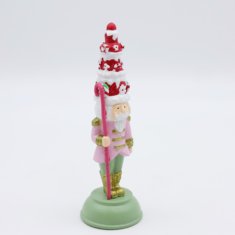 OEM Wholesale Home decor miniature statues Custom resin Christmas tree ornaments hanging pink cake soldier nutcracker figurines details