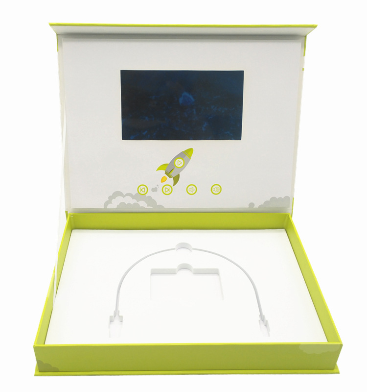 Caja con LCD
