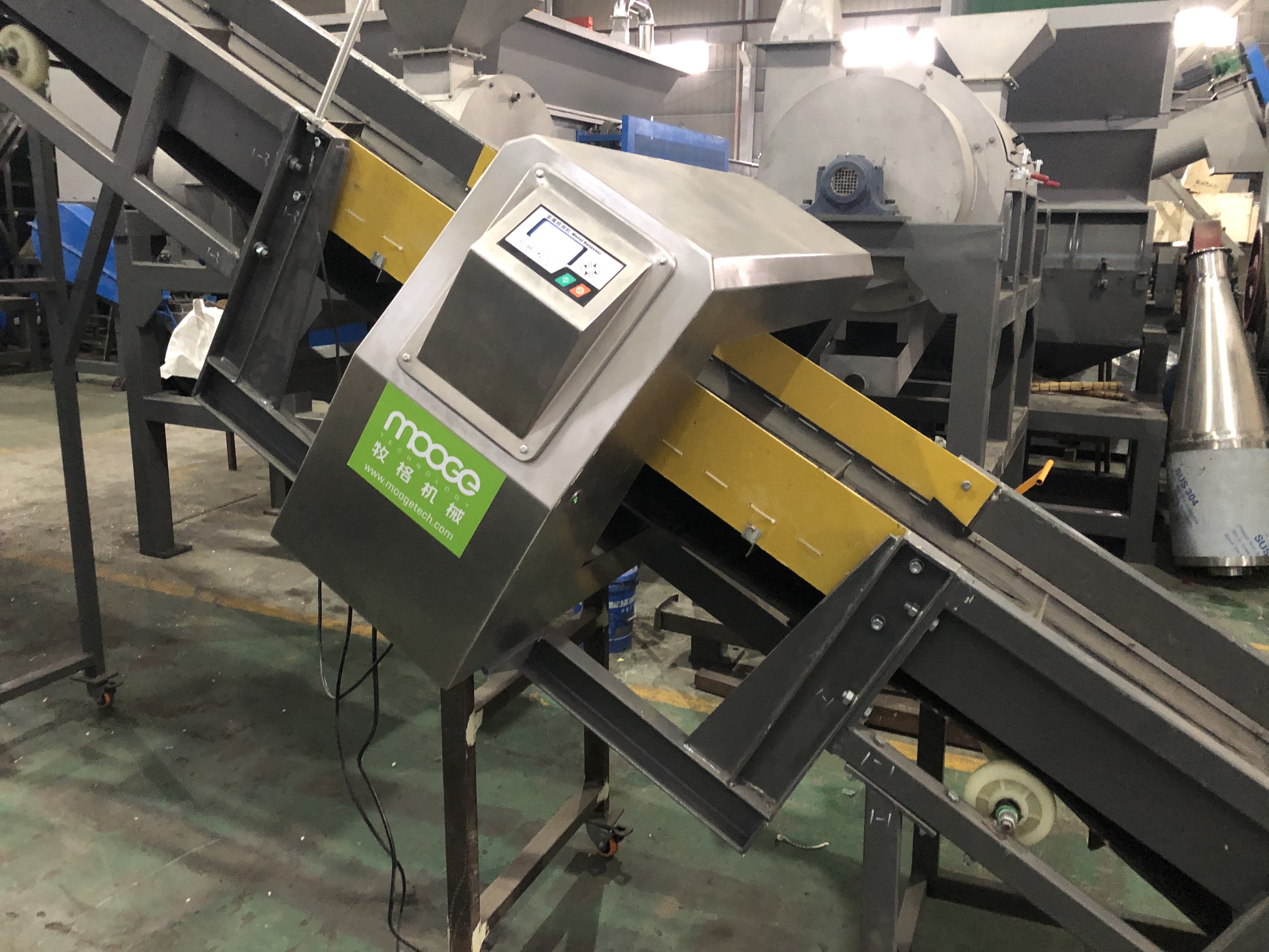 Fully Automatic PP PE Waste Plastic Film Washing Line and Crush Machine factory