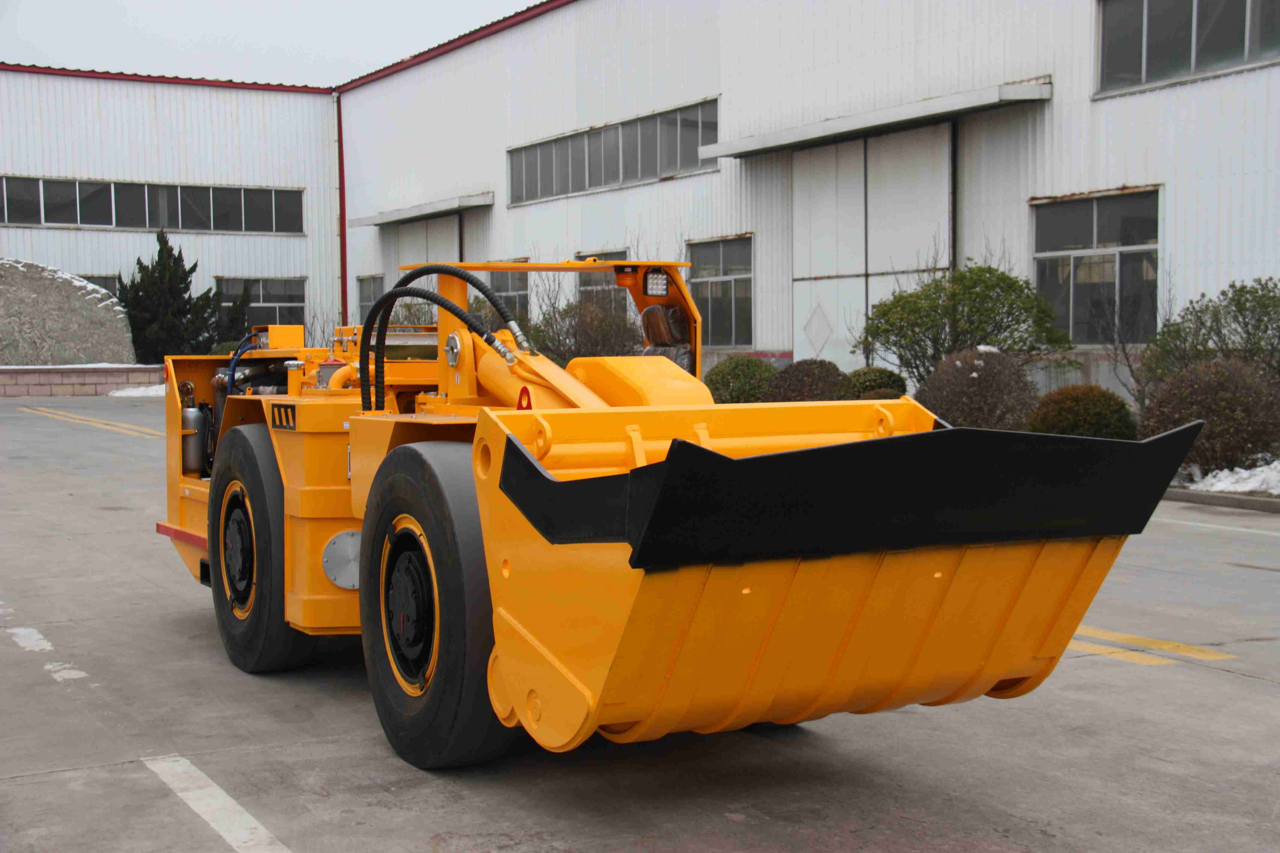 yantai tuoxing TC-200D High Quality Underground Diesel Loader For Mining details