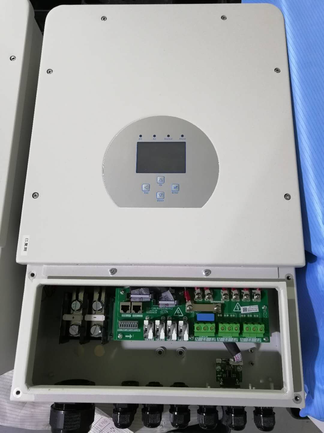 Deye On Grid Solar Inverters Three Phase String Inverter Low Voltage 50 Kw details