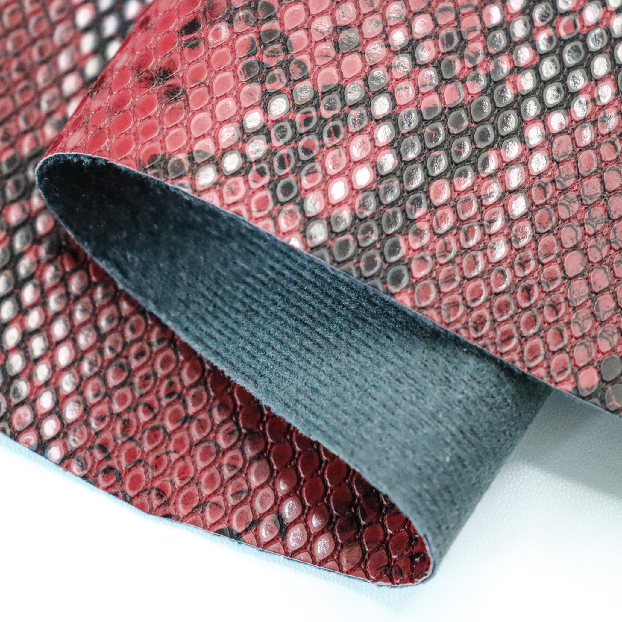 Premium Glossy PU Leather with Customizable Snake Skin and Animal Patterns for Clothing and Handbags manufacture