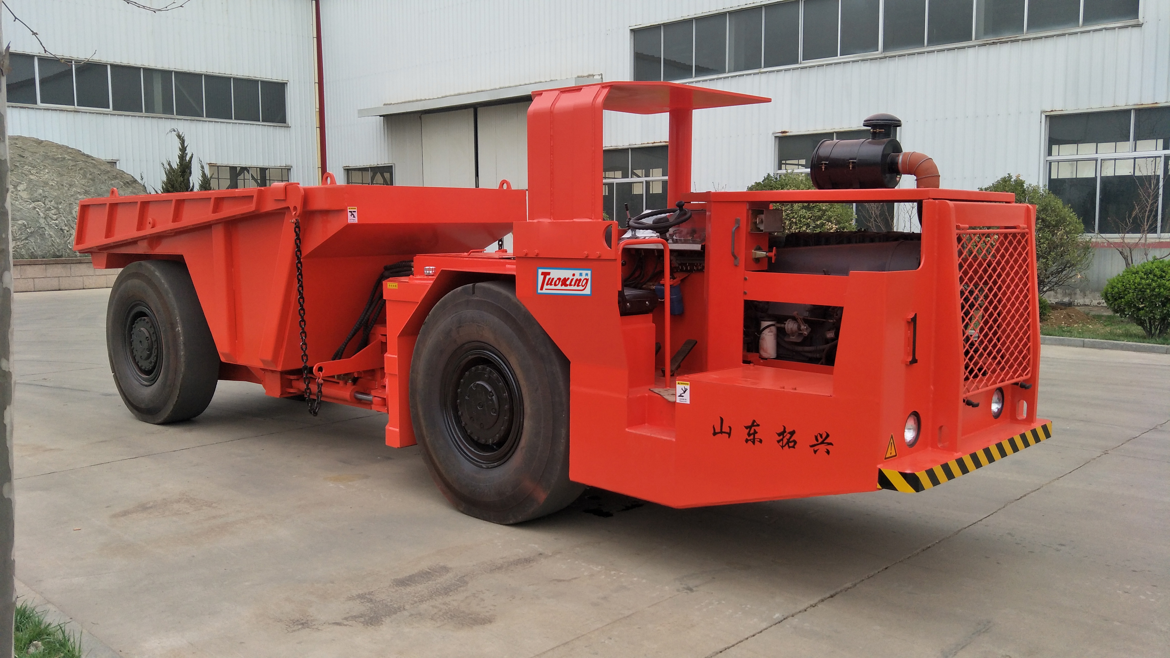 6 Ton-30 Ton Large Capacity underground mine dump truck Vehicle Hydraulic Diesel Wheel Underground Truck for Mining manufacture