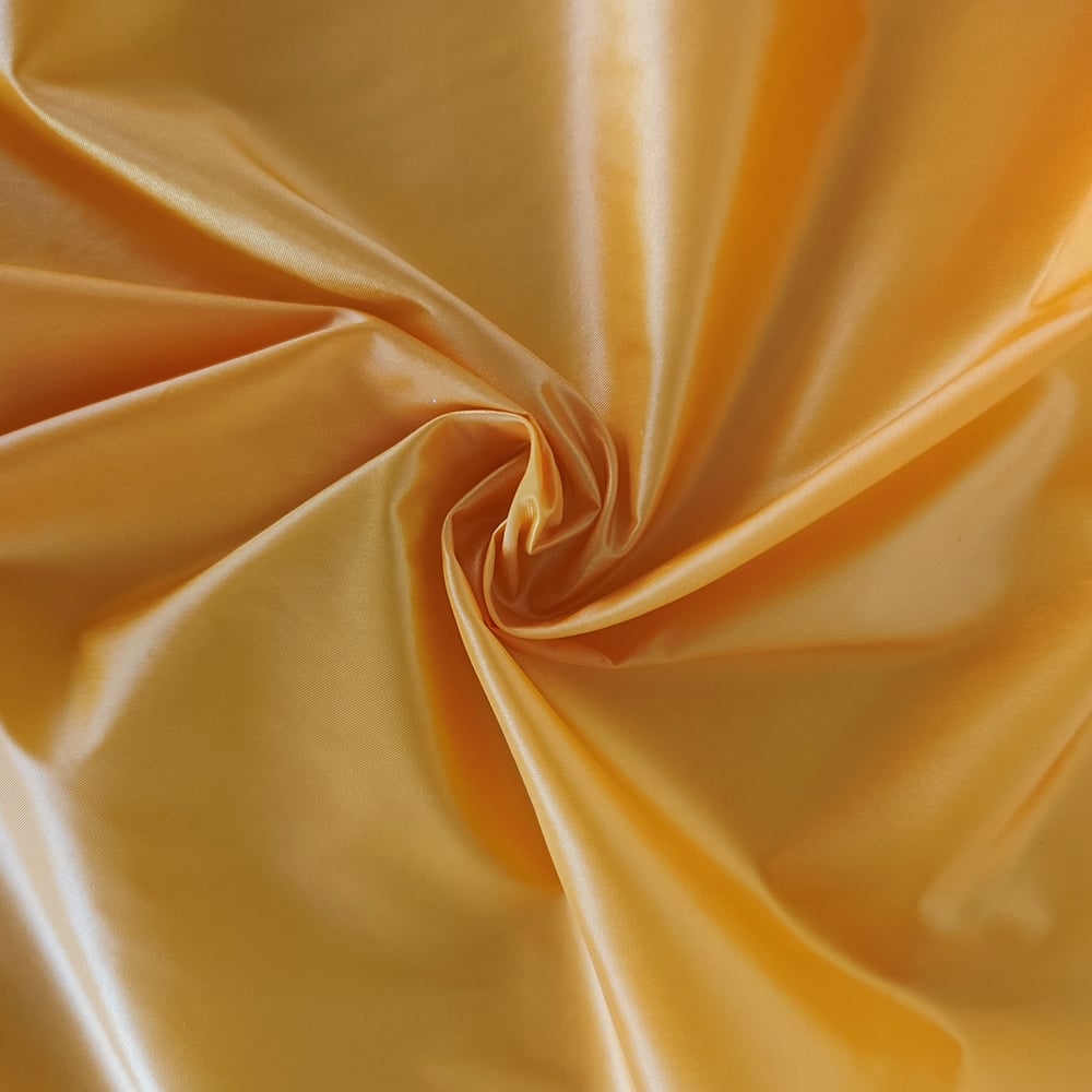 Soft Shell dull finish Downproof 100%Nylon 380T Taffeta cire coating fabric for jacket supplier