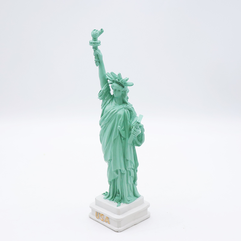 OEM custom crafts home decoration miniature peripheral souvenir statue resin cyan figure Statue of Liberty figurine factory