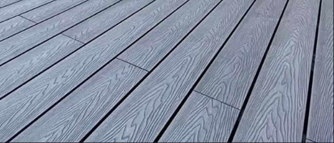 سطح تقليدي بارز ثلاثي الأبعاد (Classic 3D Embossed Decking)