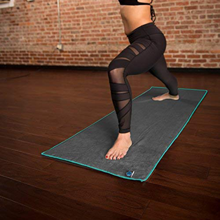Detail-01 Custom Non Slip Hot Grip Yoga Mat Towel supplier