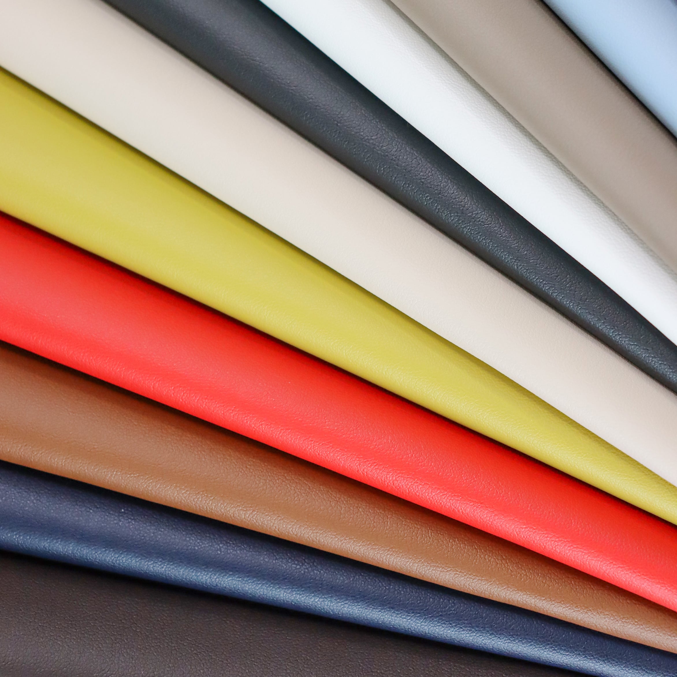 Cigno Leather - Vegan & Bio-Based Leather Rolls for Handbags & Recycled Leather Applications factory