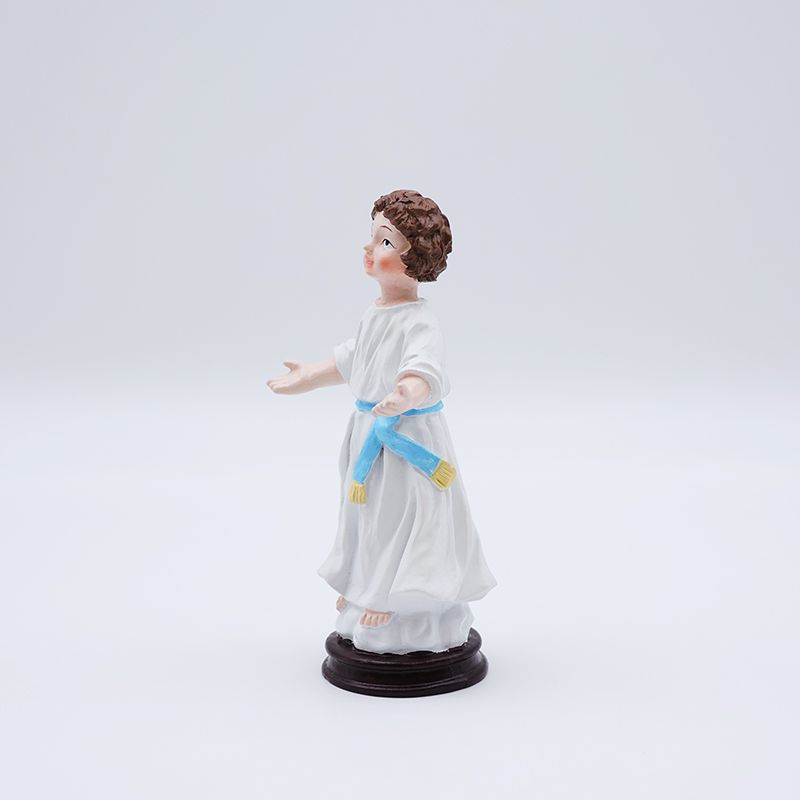 Wholesale religious decoration baby jesus statue sculpture custom handmade resin craft catholic figurine details