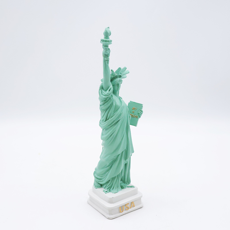 OEM custom crafts home decoration miniature peripheral souvenir statue resin cyan figure Statue of Liberty figurine supplier