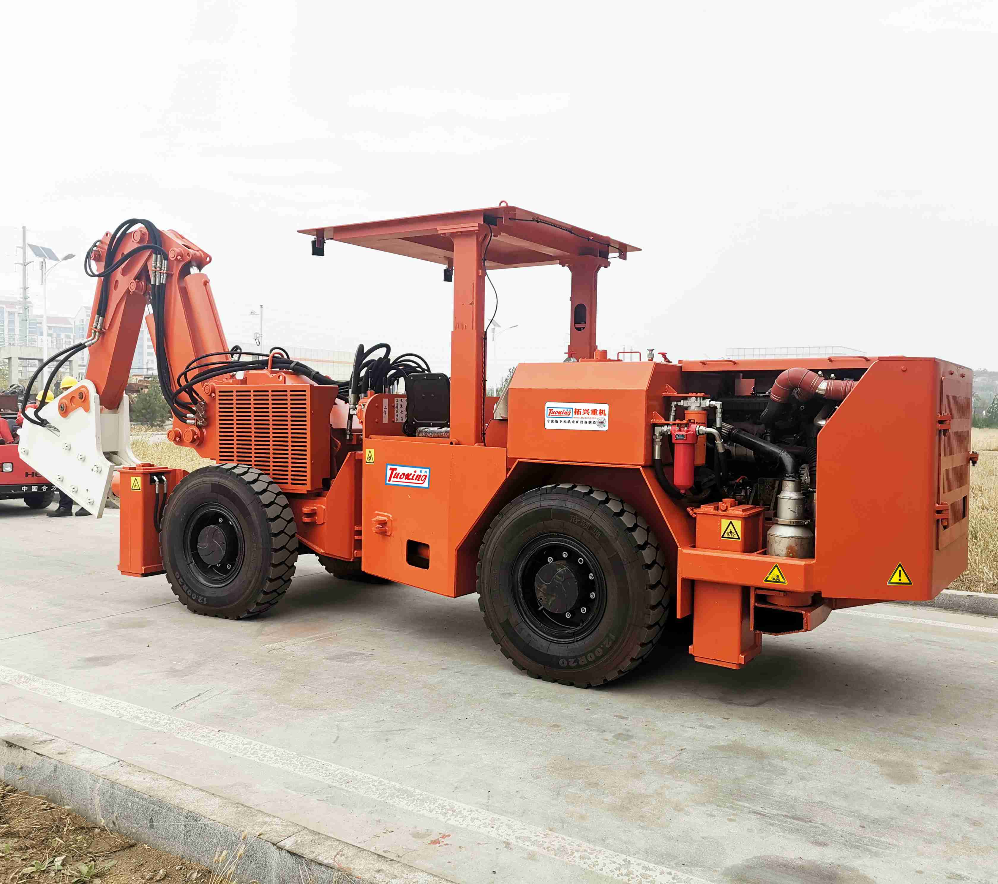 Tuoxing Underground Mining Movable Rock Breaker factory